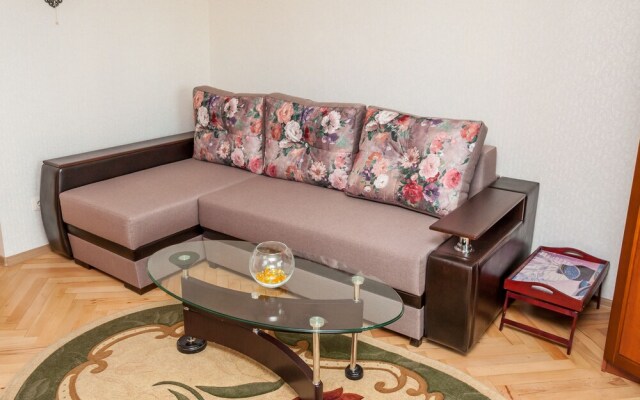 Apartment on Lesi Ukrainky Blvd