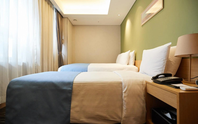 Days Hotel by Wyndham Seoul Myeongdong