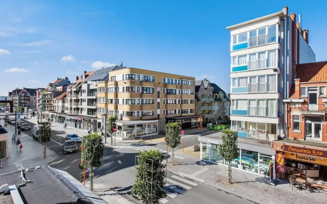 Apartment in Koksijde for 6 Person