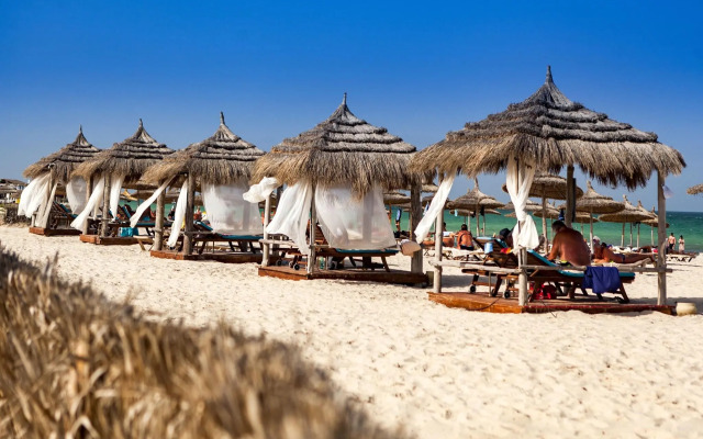 TUI BLUE Palm Beach Palace Djerba - Adults Only