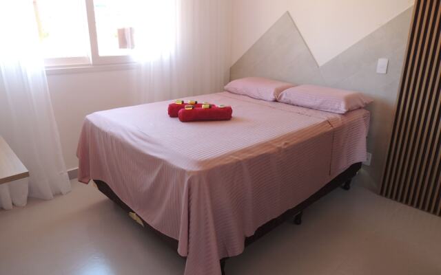 Casa com 3 Quartos em Condomínio Geriba