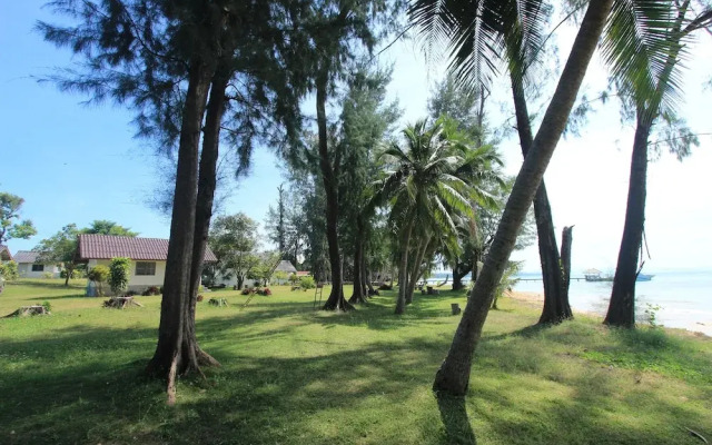 T.K. Beach Resort Koh Mak