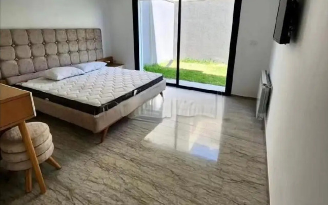 Luxury Appart With Pool Near to the Beach
