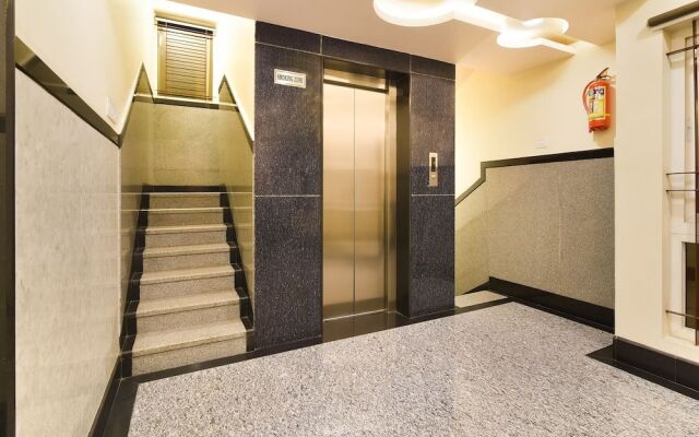 Capital O 38665 Prestige Stay Inn