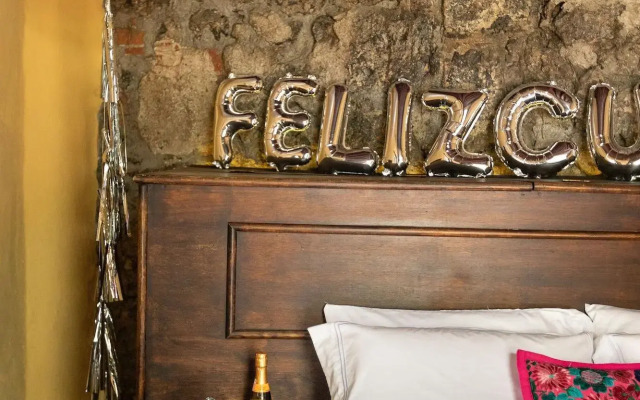 Suites Los Camilos - Adults Only