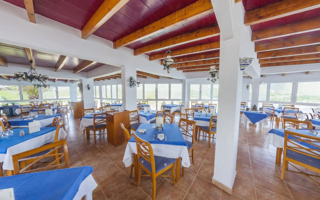 ICON Valparaiso - Adults Only