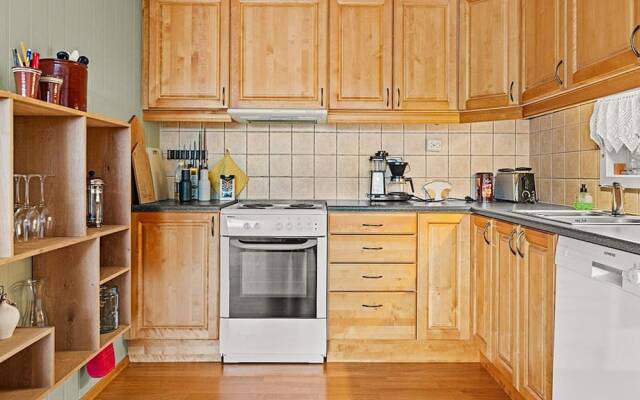 10 Person Holiday Home in Lindesnes-by Traum