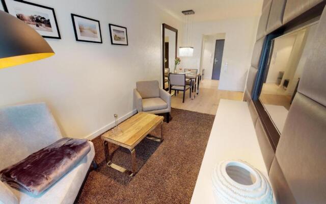 White Pearl Apartment 2.10