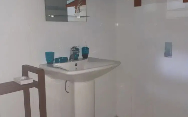 King Coconut Lodge