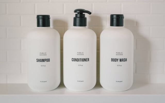 Yellowstone Peaks Hotel