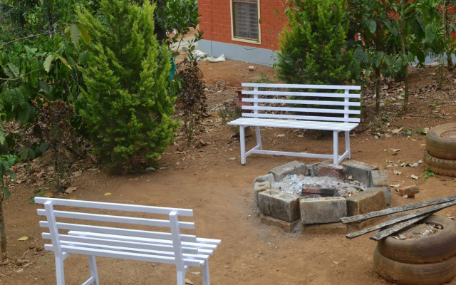 Yedamakky Cottage
