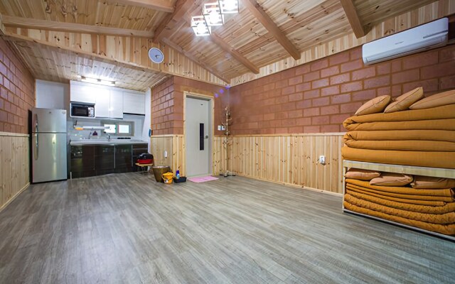 Jeongseon Firefly Light Clay Pension