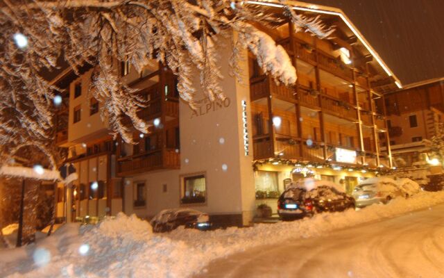 Hotel Alpino