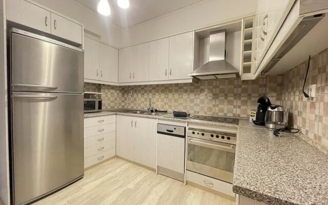 Cassiopeia - Glyfada Apartment