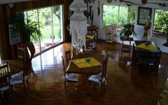 Chez Maria Goretti Hotel