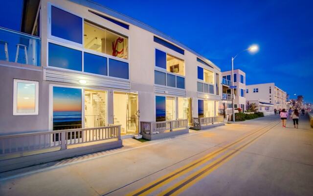 Surf Style 4 5 Bedrooms 8 Bathrooms Townhouse