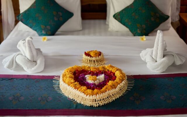 Kawan Antique Ubud Villa