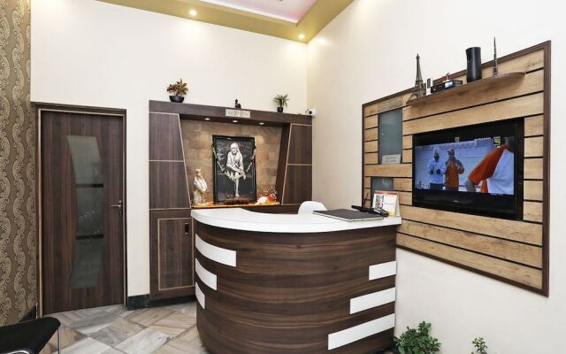 OYO 19379 Hotel Sai Palace