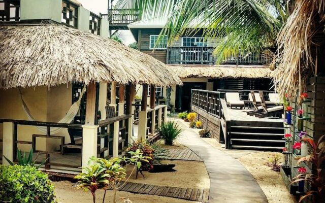 Caribbean Beach Cabanas - A PUR Hotel