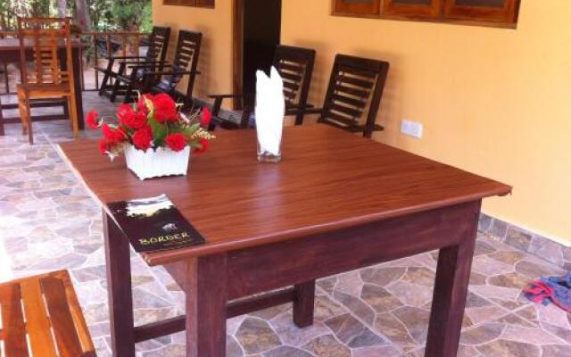 Nirwana Tourist Lodge