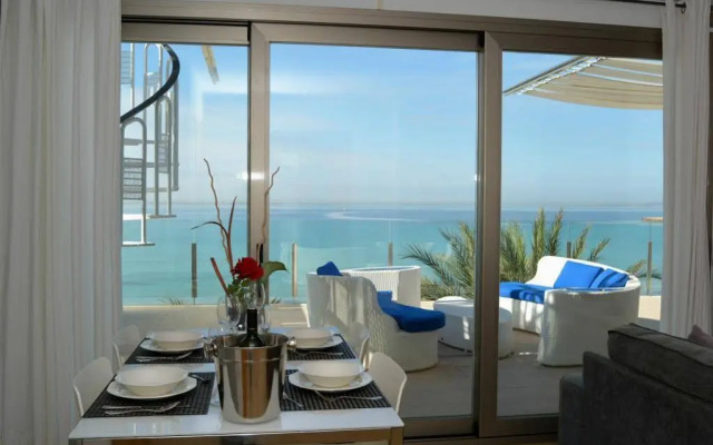 Apartamentos Delfín
