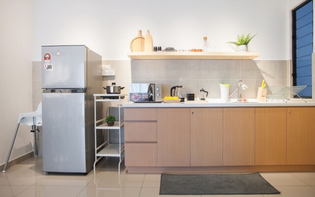 A9 Relax & Enjoy in a Luxury Condo near Jonker St