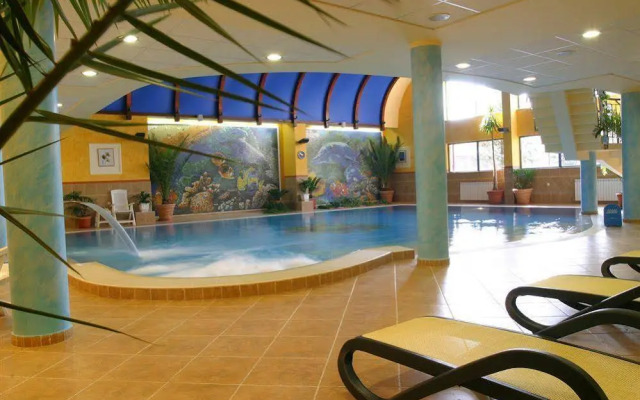 Maxi Park Hotel & Spa