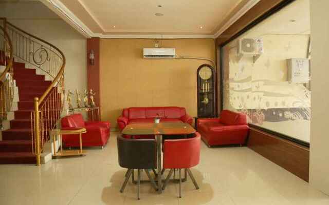 OYO 2870 Wisma Prima Makassar