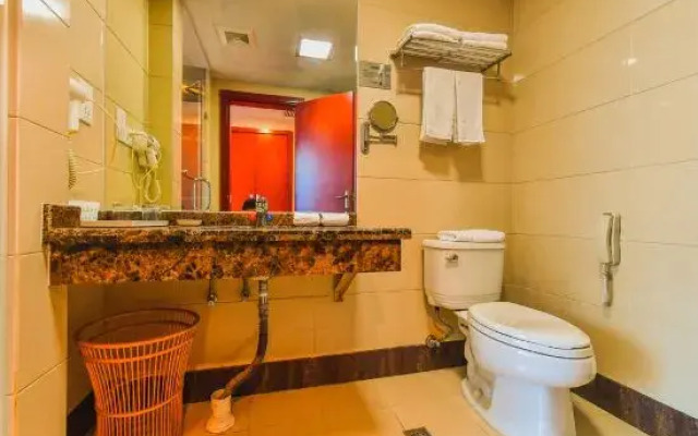 Longquan Hotel