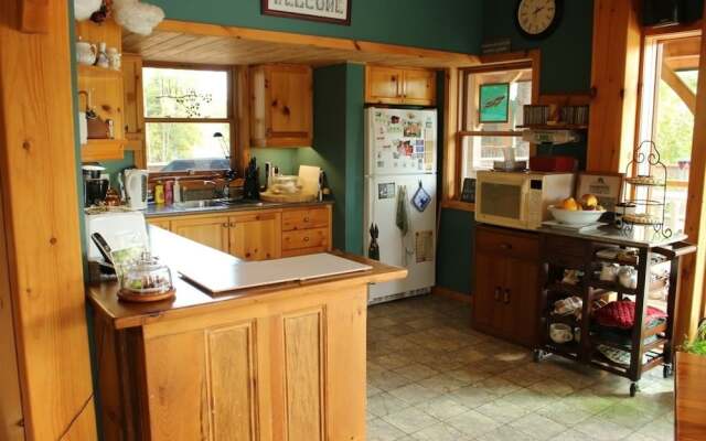 Sunny Rock B&B Haliburton