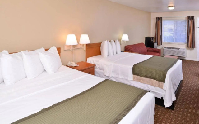 Travelodge by Wyndham Eugene Downtown/University of Oregon