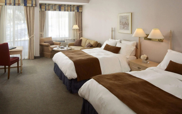 Pinestone Resort & Conference Centre