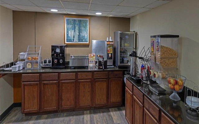 SureStay Plus Hotel by Best Western Somerset