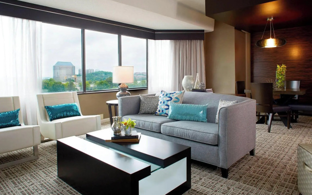 Renaissance Atlanta Waverly Hotel & Convention Center