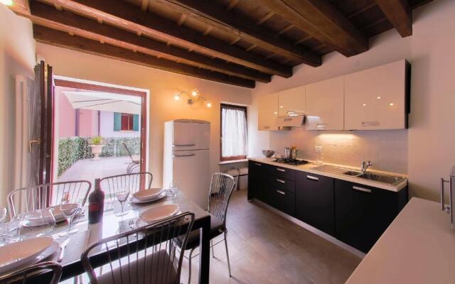 Arena Dreams Apartment