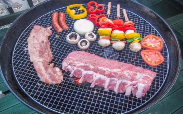 Hongcheon Gangbyeonuisuchaehwa Pension