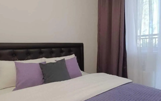 Апартаменты на улице Глазкова 12