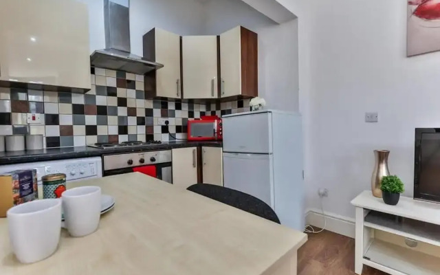 NEW Sleek Studio Apartment - Central Sheffield
