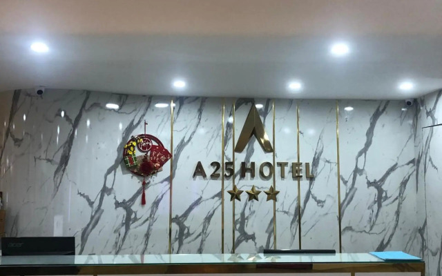 A25 Hotel - 12 Ngo Sy Lien