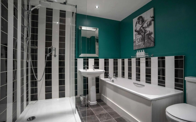 Stonehouse Court Hotel