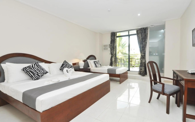 717 Cesar Place Hotel