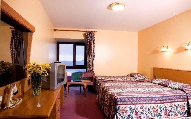 Clonea Strand Hotel