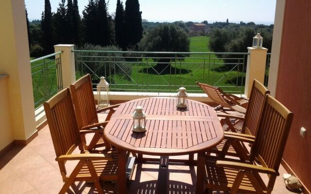 Villa Elaionas 1
