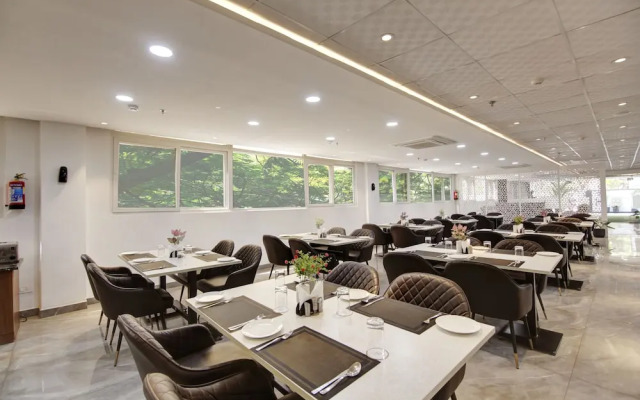 FlxHo Cyber One Hotel and Banquet Cyber City.