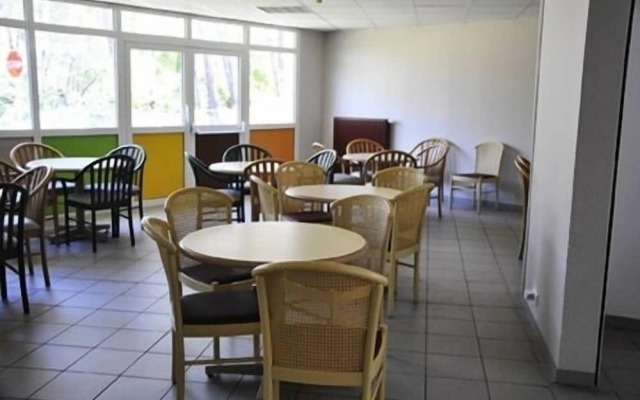 Le Relais de Port d'Albret - Hostel