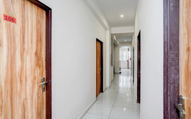 Collection O Iskcon Temple Mansarovar Formerly Chinar Inn