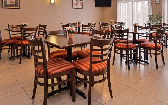 Comfort Inn Brampton