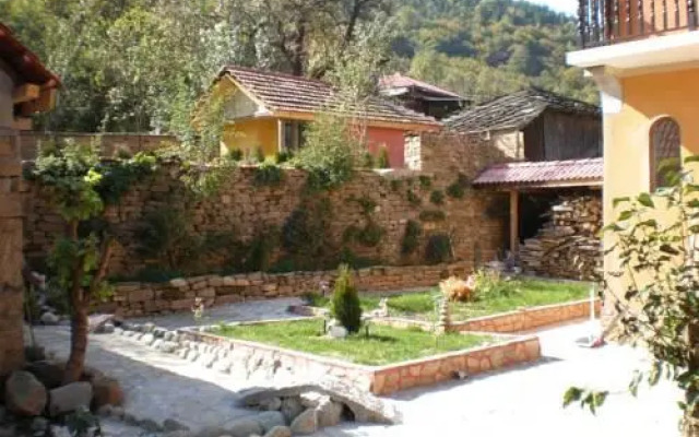 Ilidia Guest House