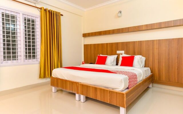 OYO Flagship 30720 Hotel Grand Casa