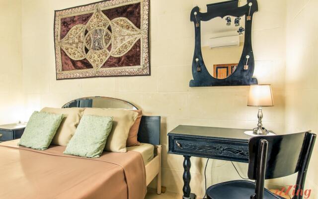Retro Designer Homelike Apartment - Close to Beach